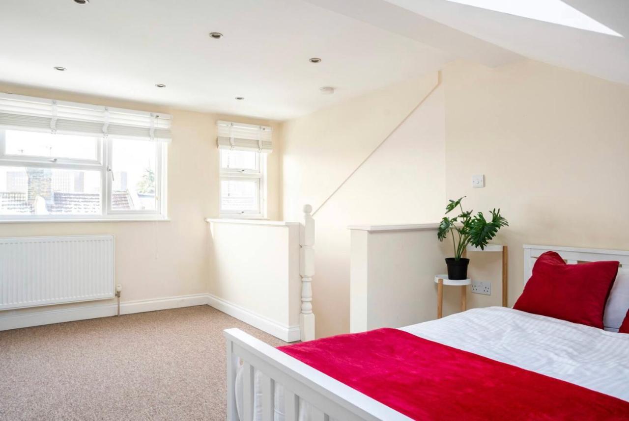 2 Bed Terraced House With Loft In Stratford London 빌라 외부 사진